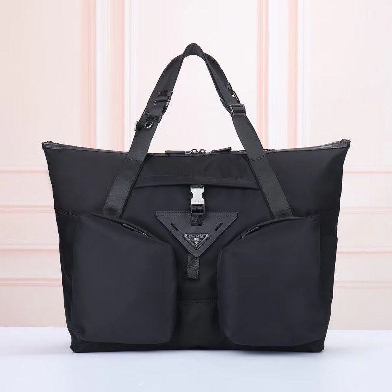 Pra*a travel bags